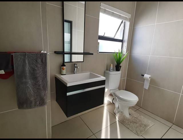 3 BEDROOM APARTMENT FOR SALE IN GREENSTONE HILL